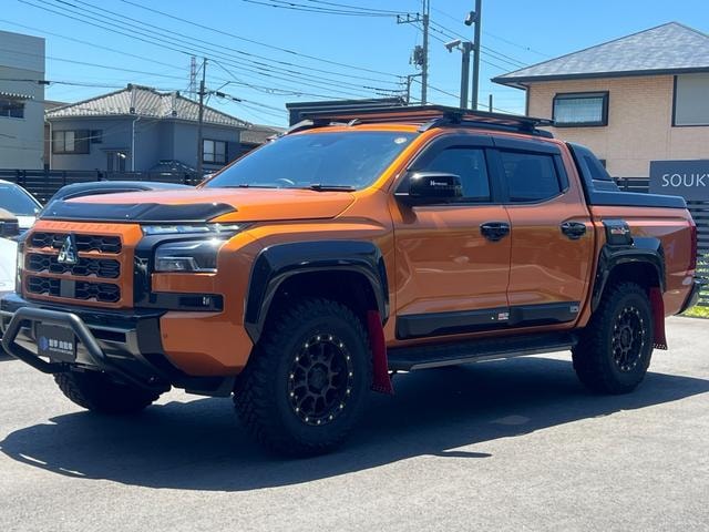 Mitsubishi TRITON 2025 — фото автомобиля