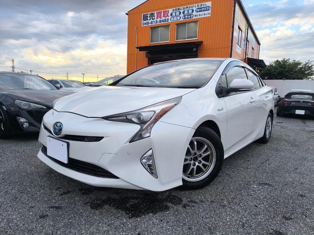 Toyota PRIUS 2016 — фото автомобиля 1