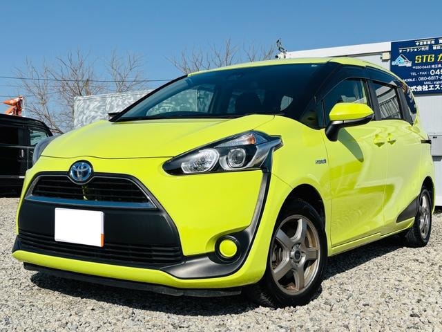 Toyota SIENTA 2015 — фото автомобиля