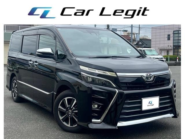 Toyota VOXY 2018 — фото автомобиля 1