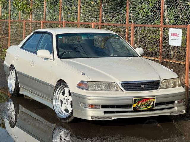 Toyota MARK II 1999 — фото автомобиля