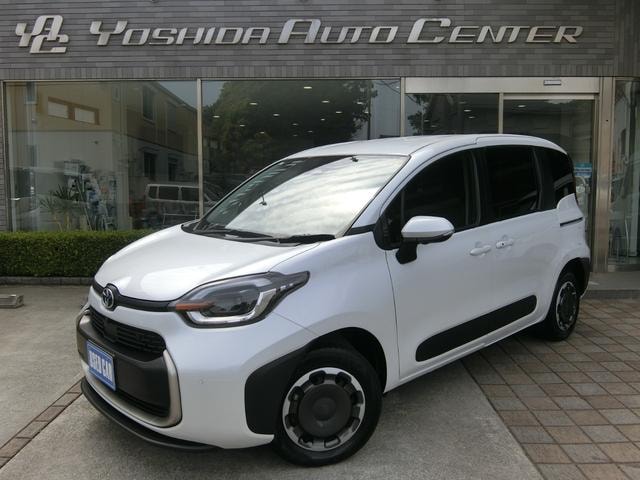 Toyota SIENTA 2024 — фото автомобиля 1