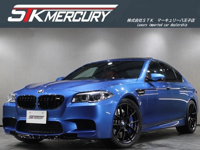 Bmw M5 2014 — фото автомобиля 1
