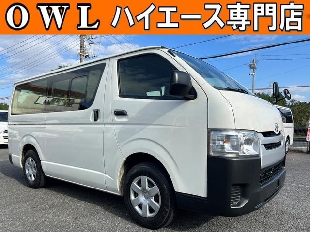 Toyota HIACE VAN 2016 — фото автомобиля