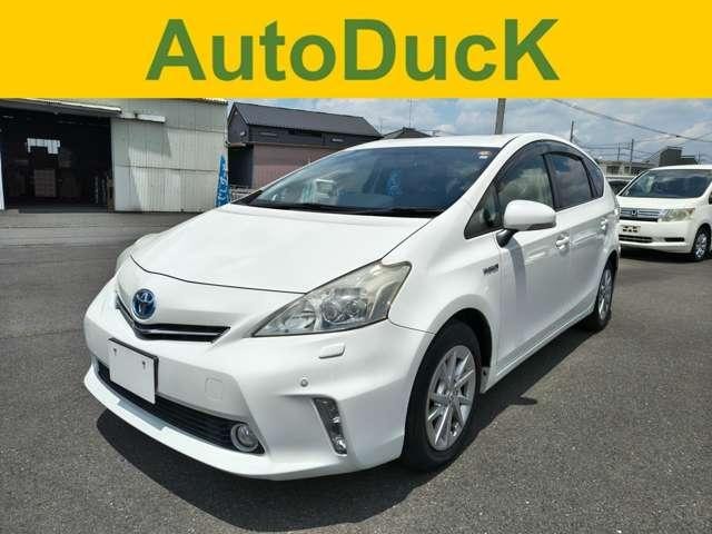 Toyota PRIUS ALPHA 2011 — фото автомобиля 1