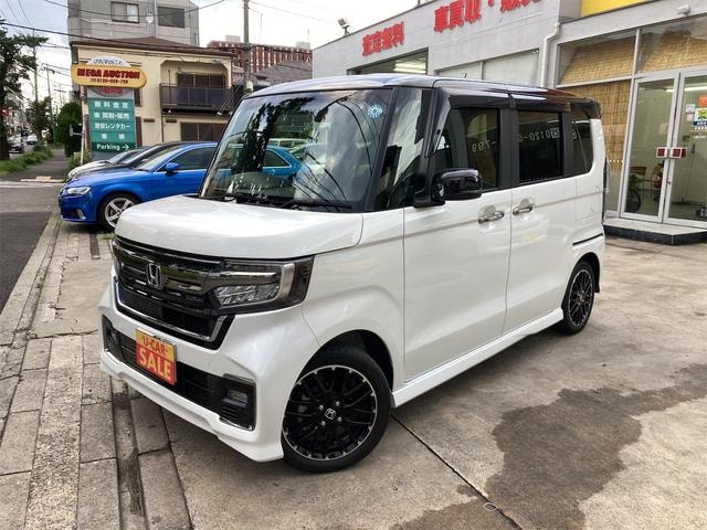 Honda N-BOX CUSTOM 2022 — фото автомобиля 1