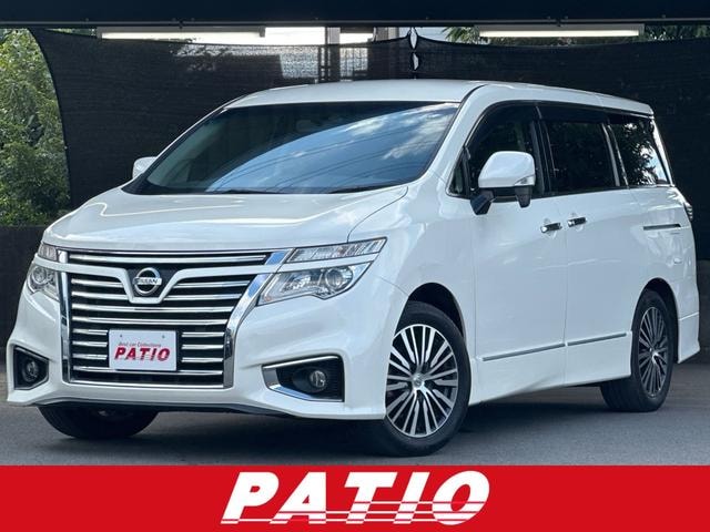 Nissan ELGRAND 2017 — фото автомобиля