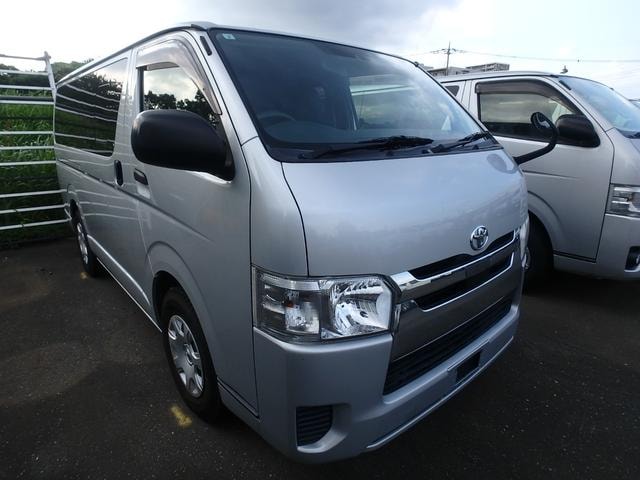 Toyota REGIUS ACE VAN 2018 — фото автомобиля 1