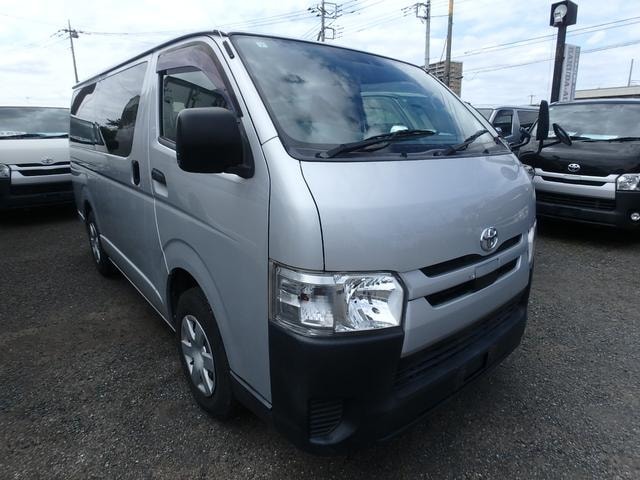 Toyota HIACE VAN 2018 — фото автомобиля