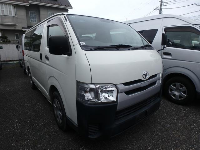Toyota REGIUS ACE VAN 2018 — фото автомобиля 1