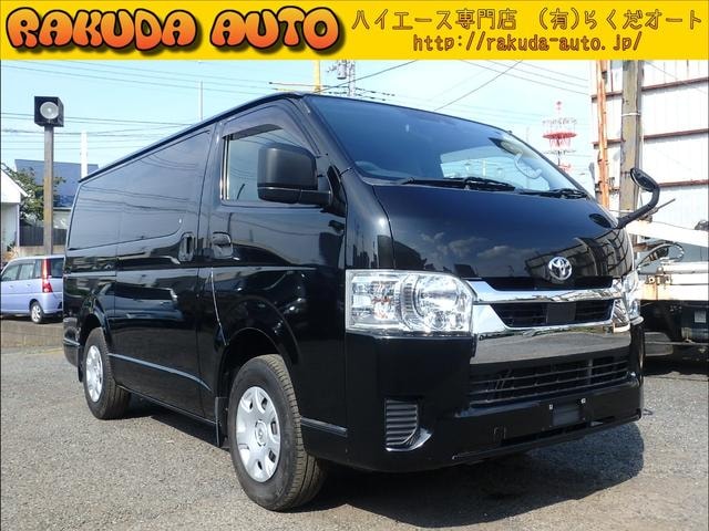 Toyota HIACE VAN 2020 — фото автомобиля