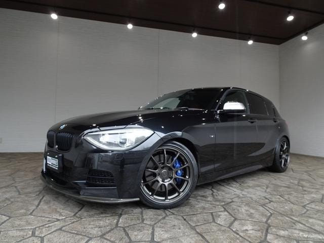 Bmw 1 SERIES 2012 — фото автомобиля 1