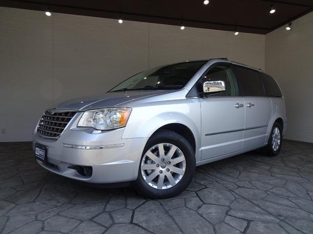 Chrysler GRAND VOYAGER 2010 — фото автомобиля