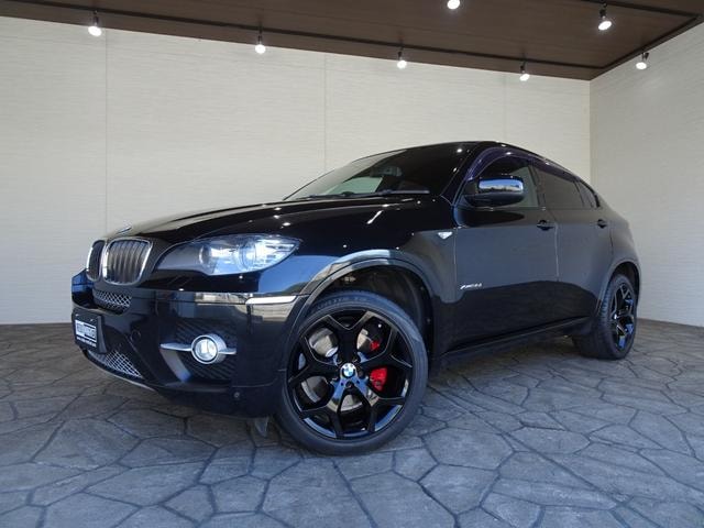 Bmw X6 2010 — фото автомобиля 1