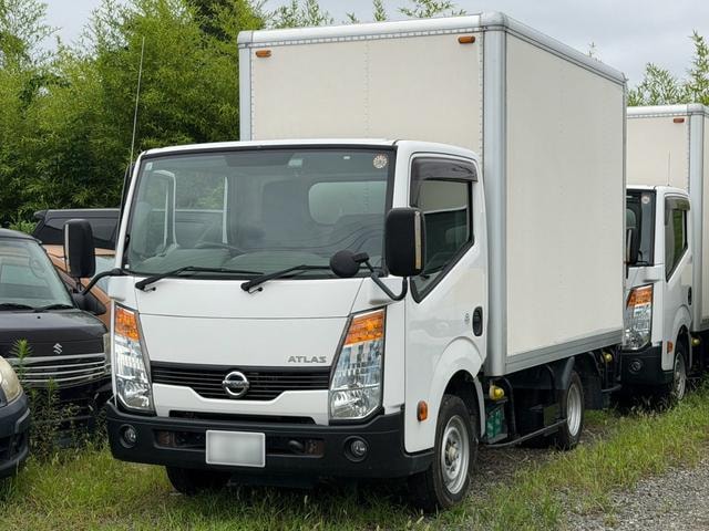 Nissan ATLAS TRUCK 2015 — фото автомобиля