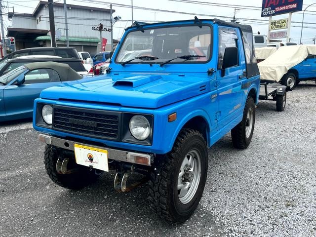 Suzuki JIMNY 1990 — фото автомобиля 1