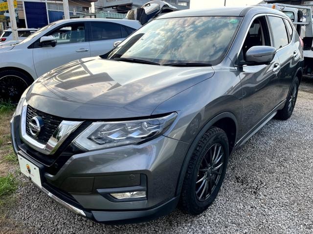 Nissan X-TRAIL 2017 — фото автомобиля 1