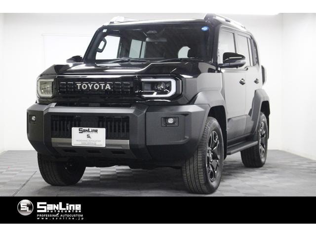 Toyota LAND CRUISER FJ 2026 — фото автомобиля