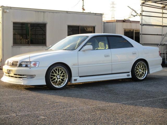 Toyota CHASER 1998 — фото автомобиля 1