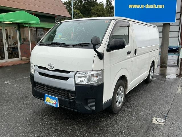 Toyota HIACE VAN 2015 — фото автомобиля 1