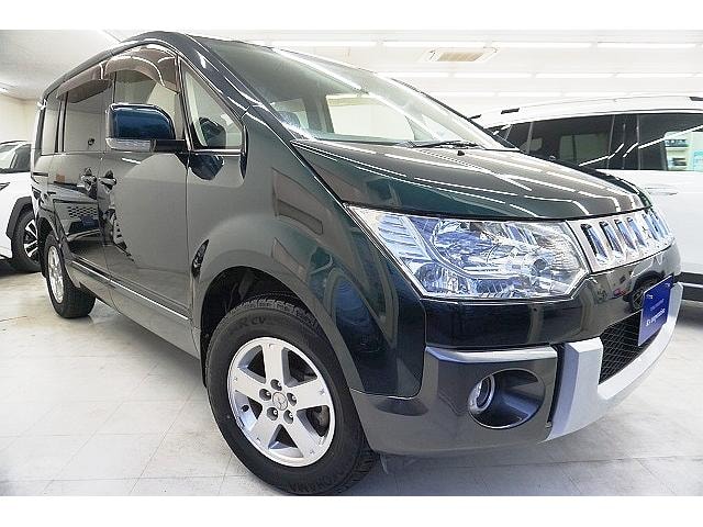 Mitsubishi DELICA D:5 2014 — фото автомобиля