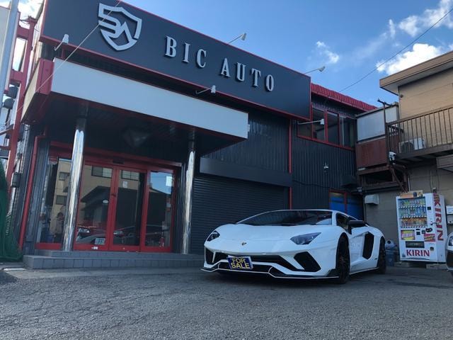 Lamborghini AVENTADOR 2019 — фото автомобиля