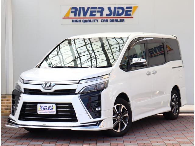 Toyota VOXY 2019 — фото автомобиля 1
