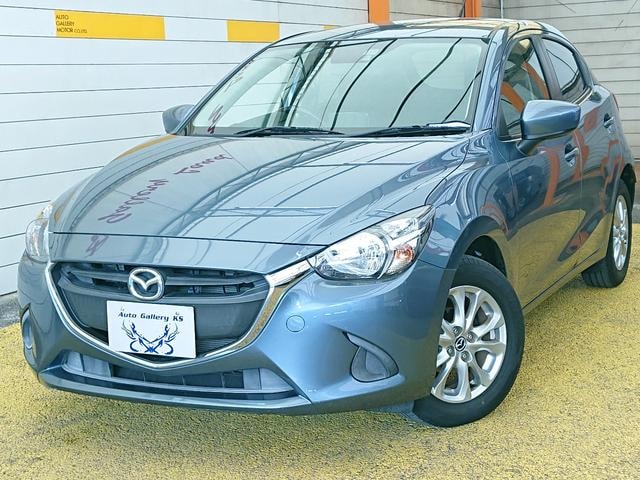 Mazda DEMIO 2016 — фото автомобиля 1