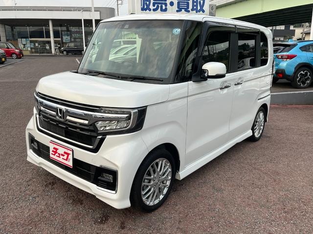 Honda N-BOX CUSTOM 2023 — фото автомобиля 1