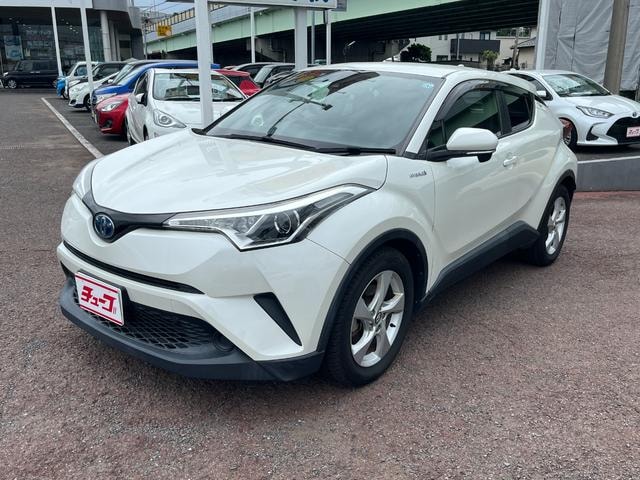Toyota C-HR 2017 — фото автомобиля 1