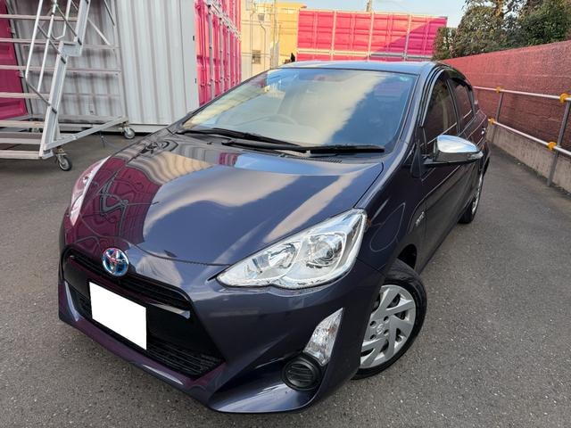 Toyota AQUA 2015 — фото автомобиля 1