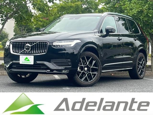Volvo XC90 2022 — фото автомобиля 1