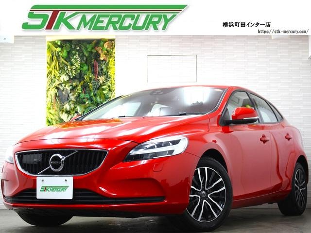 Volvo V40 2019 — фото автомобиля 1