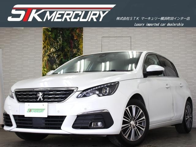 Peugeot 308 2021 — фото автомобиля