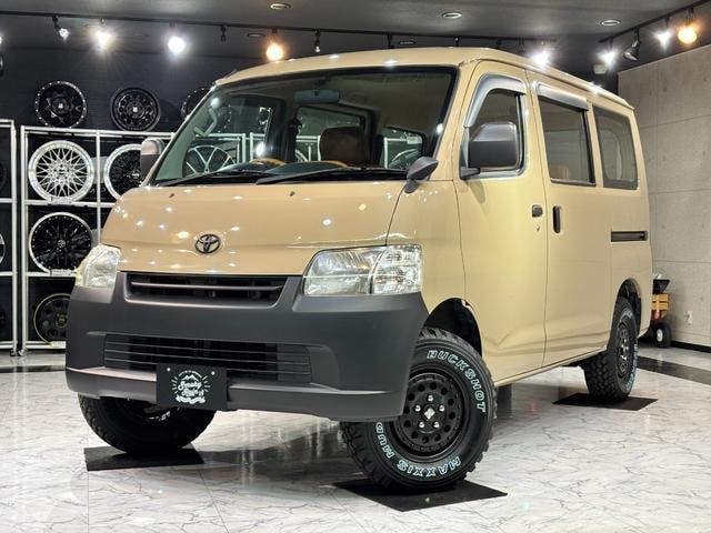 Toyota TOWNACE VAN 2013 — фото автомобиля