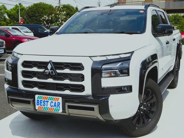 Mitsubishi TRITON 2025 — фото автомобиля
