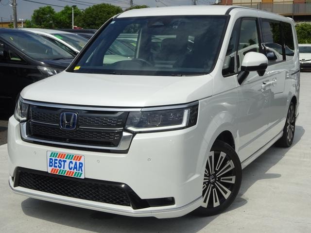 Honda STEPWAGON 2023 — фото автомобиля 1