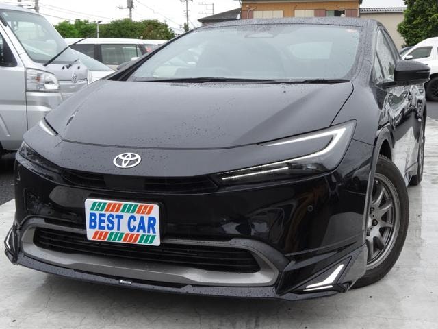 Toyota PRIUS 2024 — фото автомобиля 1