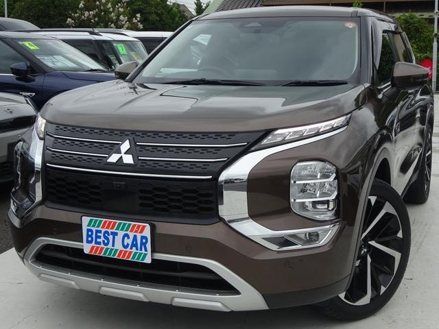 Mitsubishi OUTLANDER PHEV 2022 — фото автомобиля
