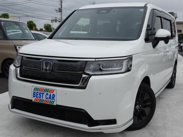 Honda STEPWAGON 2025 — фото автомобиля 1