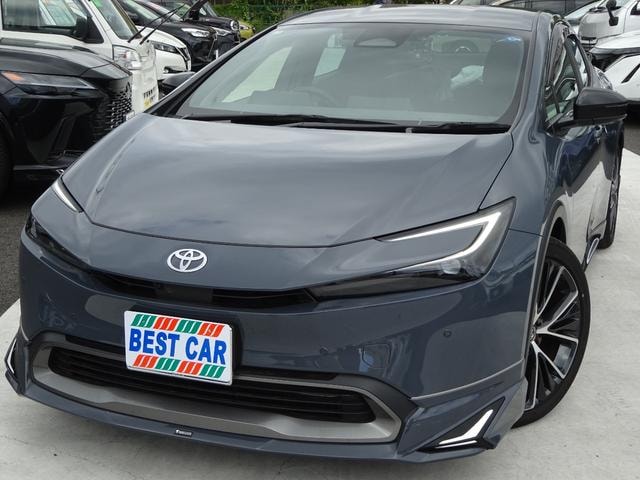 Toyota PRIUS 2025 — фото автомобиля