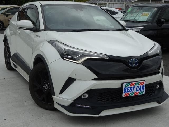 Toyota C-HR 2019 — фото автомобиля