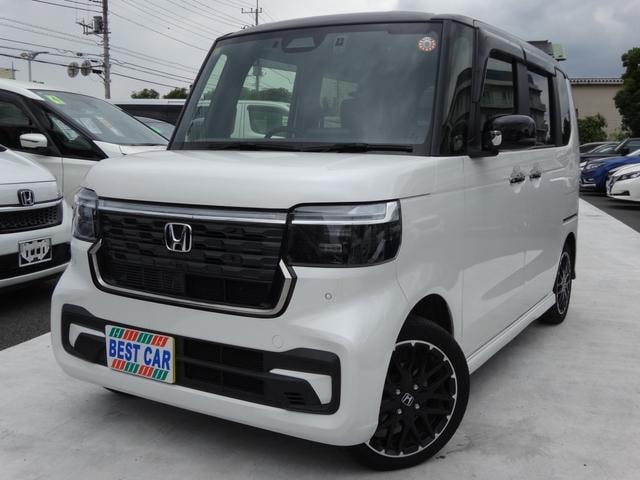 Honda N-BOX CUSTOM 2023 — фото автомобиля 1