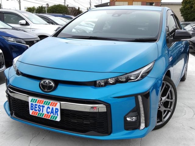 Toyota PRIUS PHV 2018 — фото автомобиля 1