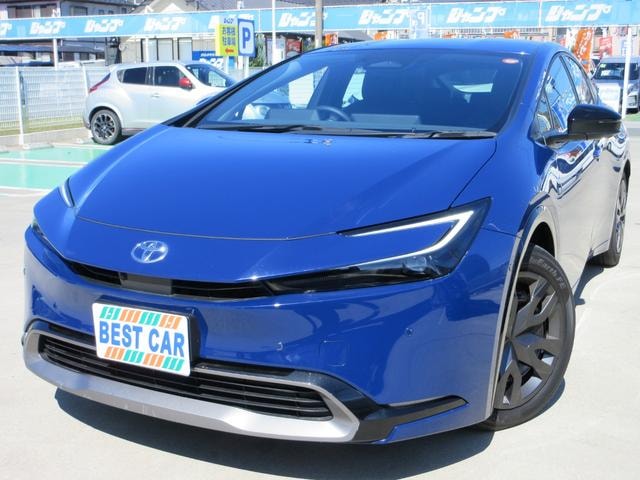 Toyota PRIUS 2025 — фото автомобиля 1