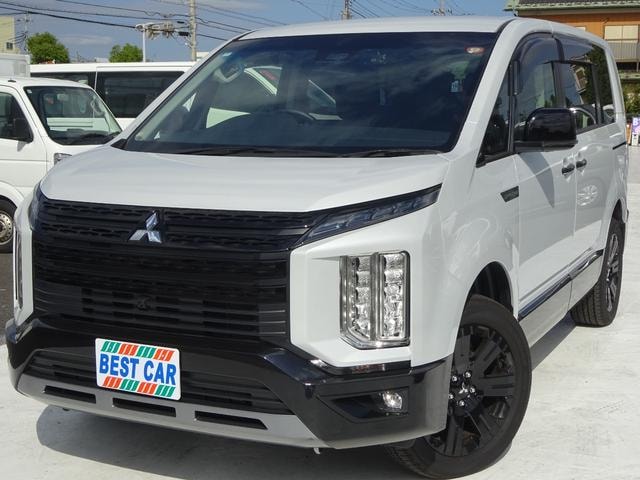 Mitsubishi DELICA D:5 2025 — фото автомобиля