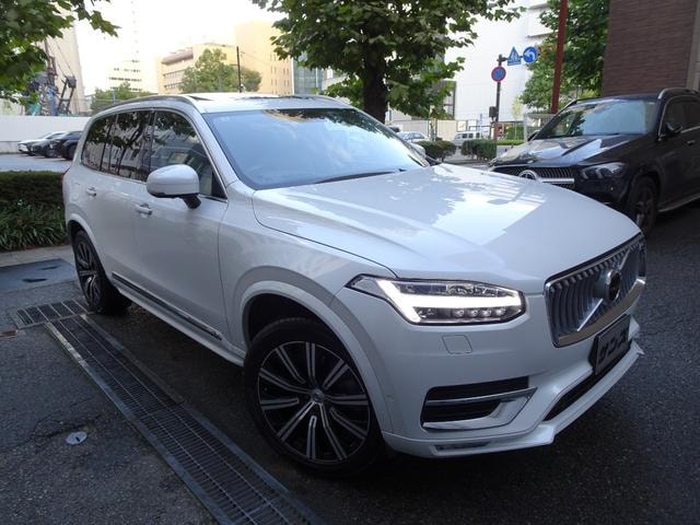 Volvo XC90 2021 — фото автомобиля