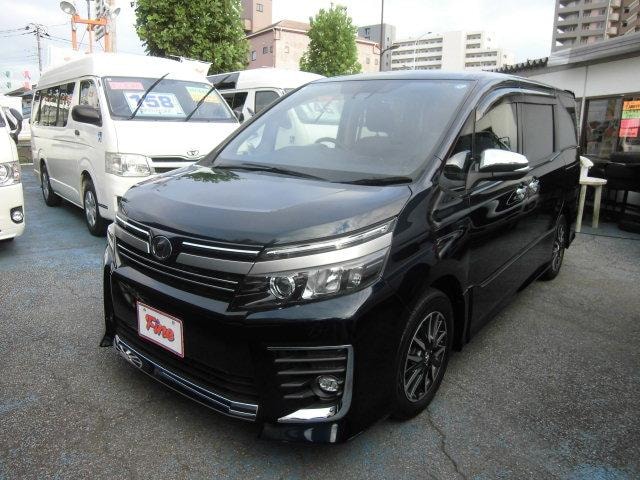Toyota VOXY 2017 — фото автомобиля 1