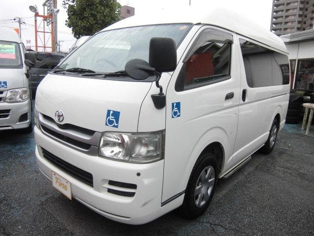 Toyota REGIUS ACE VAN 2010 — фото автомобиля 1