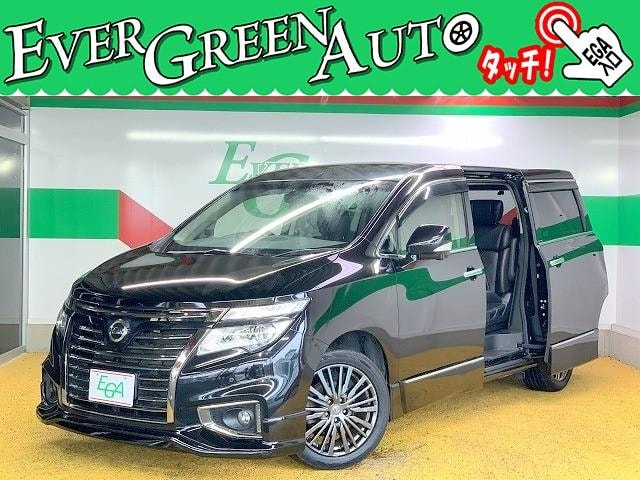 Nissan ELGRAND 2016 — фото автомобиля 1